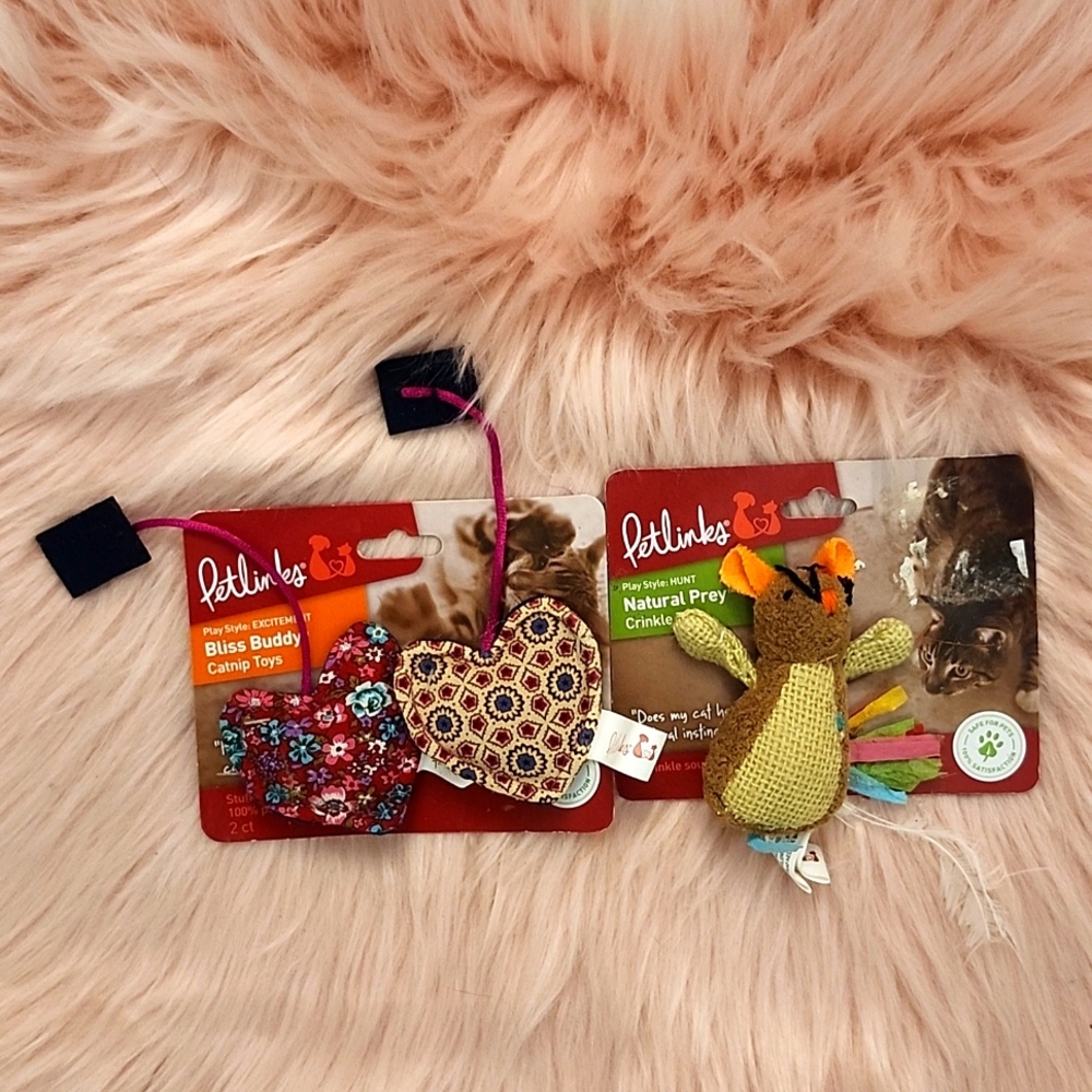 Brand New PETLINKS CATNIP 🐈 CAT TOY-2CT